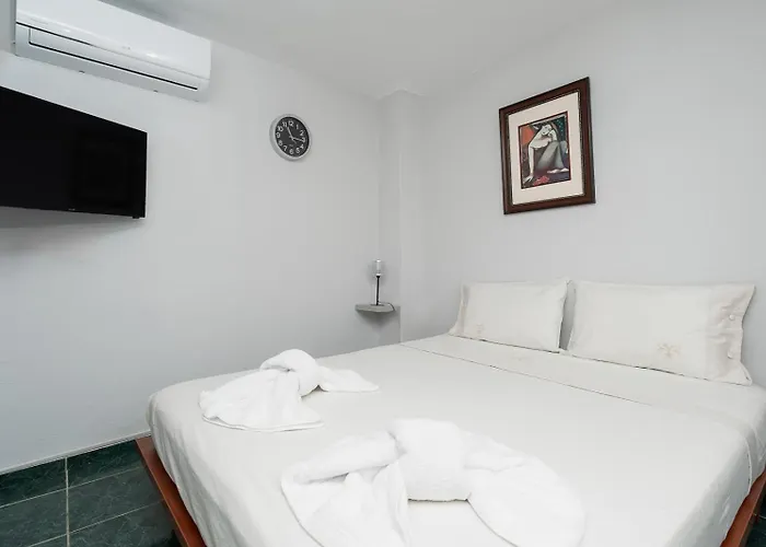Panos Marina Apartment P1